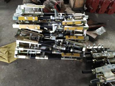 安装装置用杆件